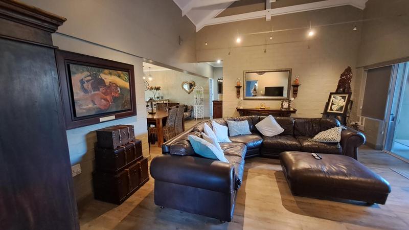 6 Bedroom Property for Sale in Stilbaai Wes Western Cape